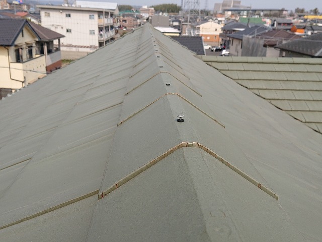 棟瓦の状態確認